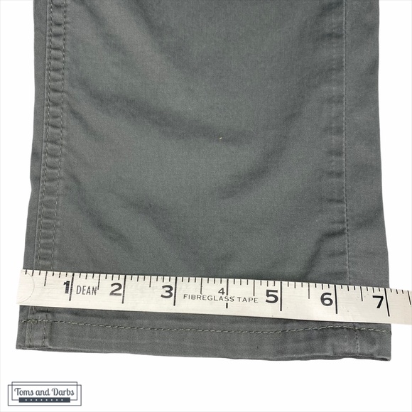 Perry Ellis Grey Men's Slim Fit Chino Pant - Picture 9 of 9